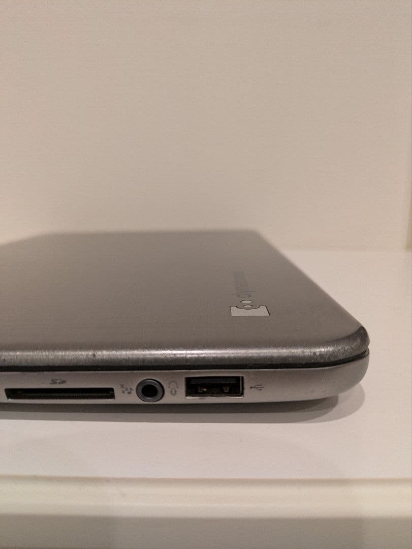 Windowsノート本体 dynabook KIRA V63