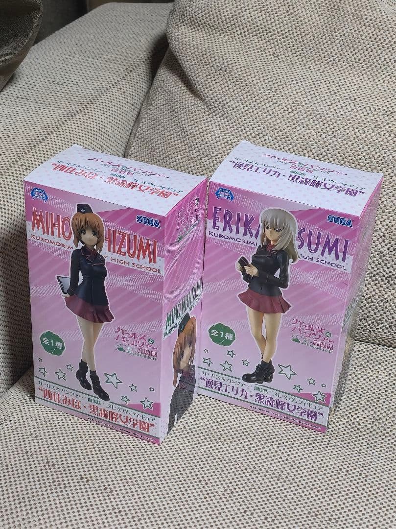 ガールズ&パンツァー劇場版プレミアムフィギュア　黒森峰女学園ver 2体セット