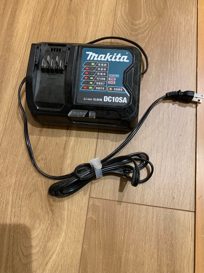 せ*こ様 Makita マキタ CL107FD 充電式クリーナー 掃除機