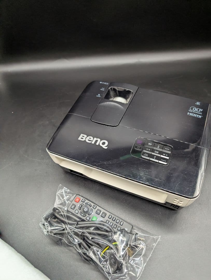 BenQ ベンキュー TH681 プロジェクター DLP ランプ227時間