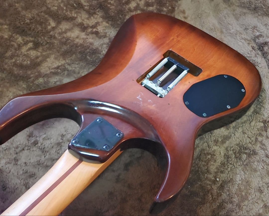 GRECO ? PU HSH 型番不明 MOD ? Geforce トレモロ