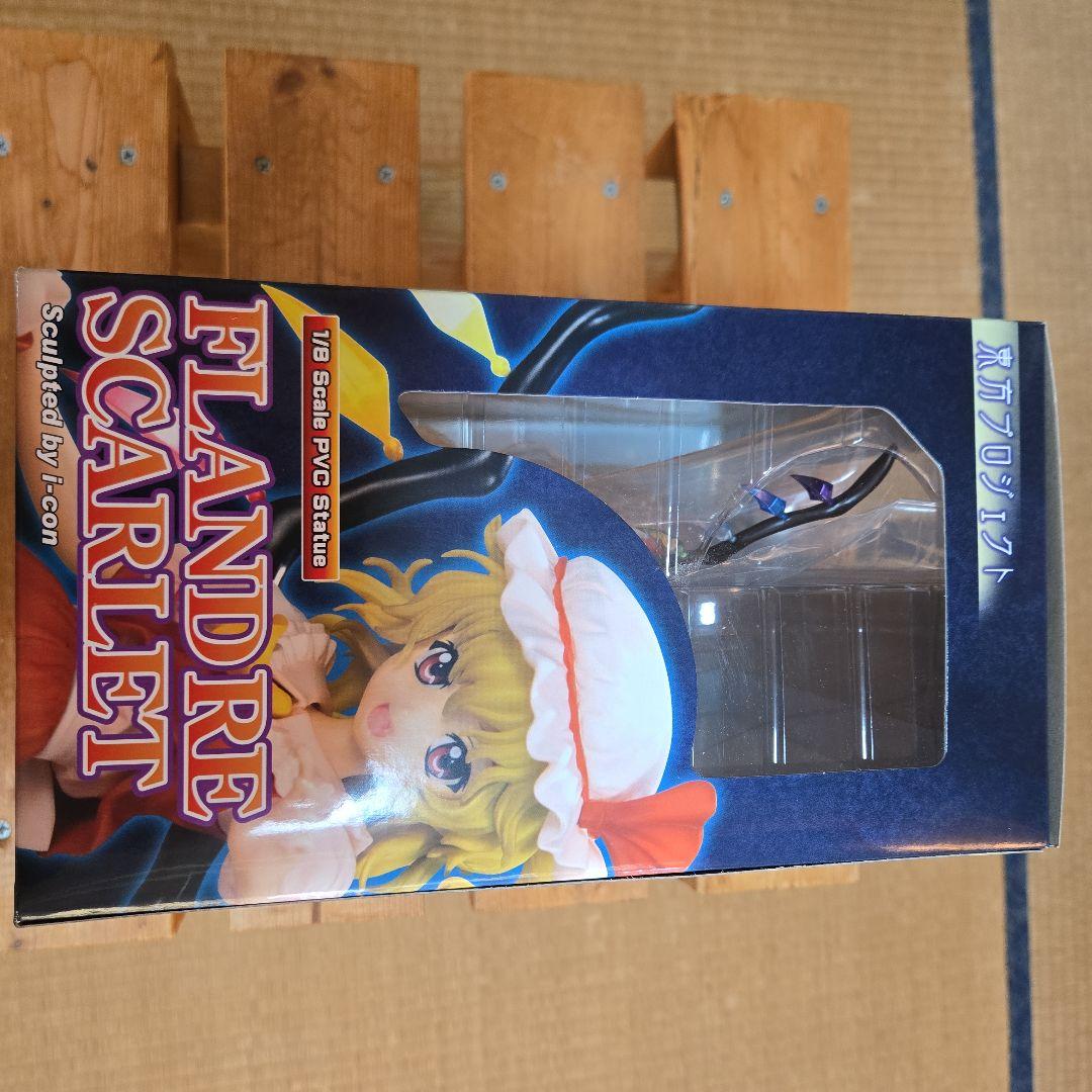 フランドール・スカーレット グリフォンエンタープライズ 1/8 PVCフィギュア