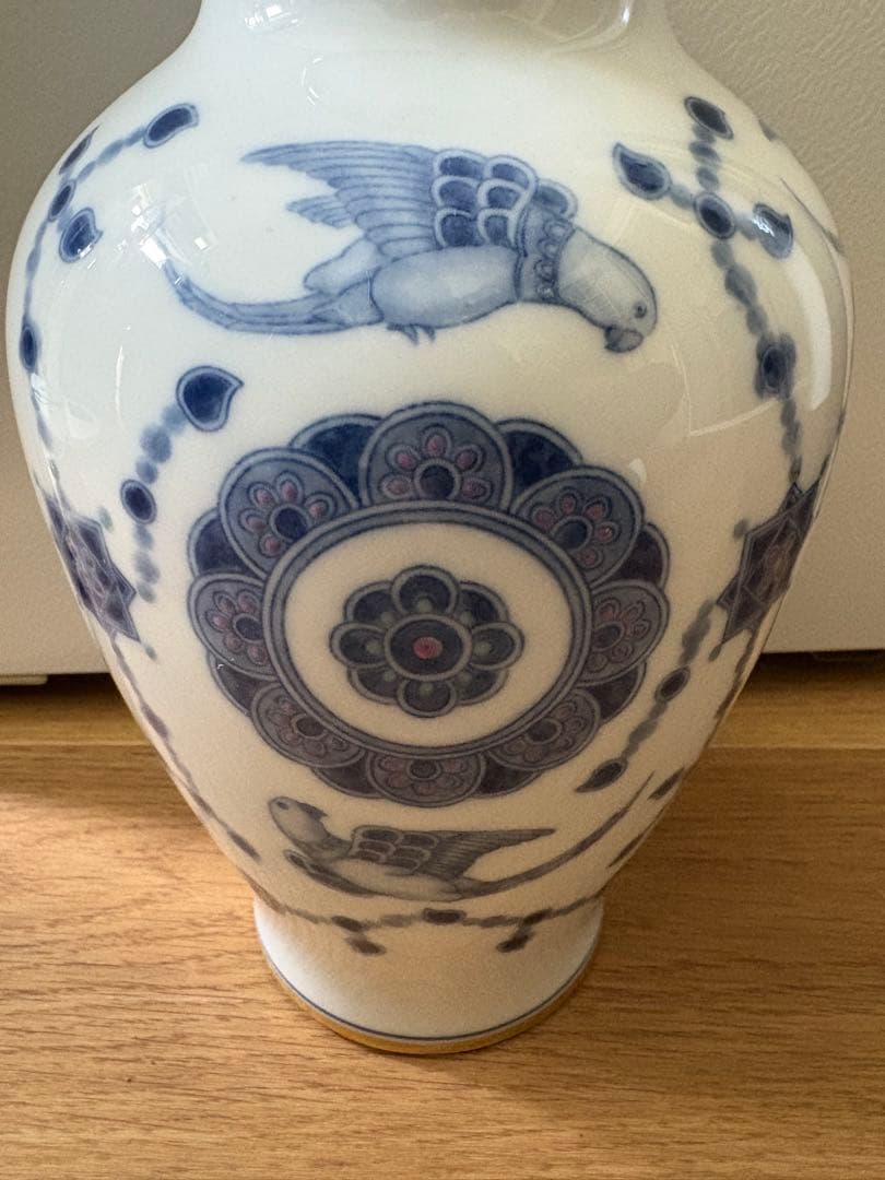 大倉陶園　瑞鳥文花瓶　呉須更紗鳥絵