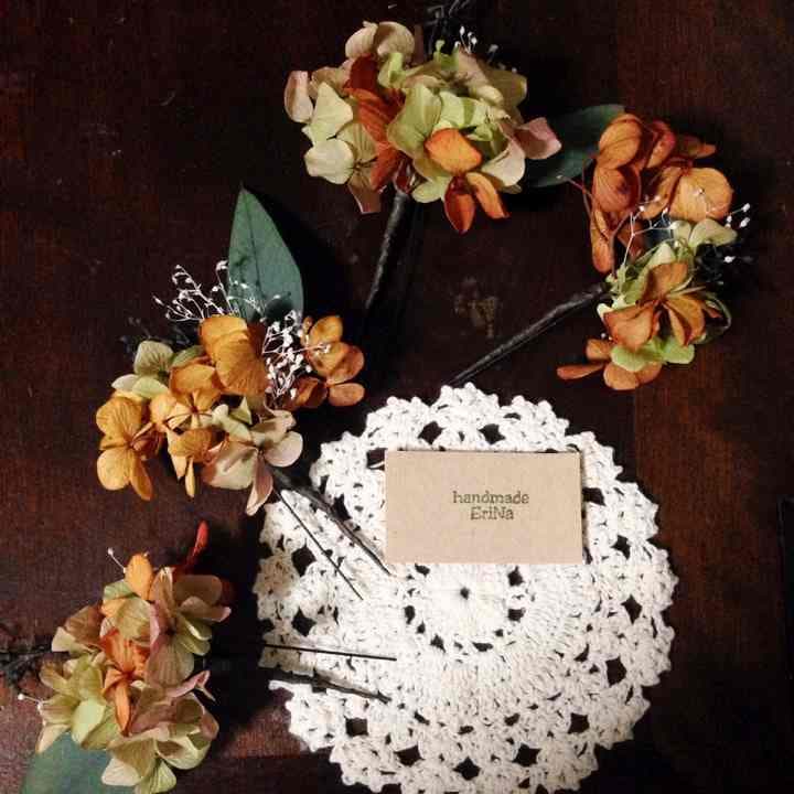 1350円 本物フラワー 髪飾り ユーカリ かすみ草 あじさい プリザーブド