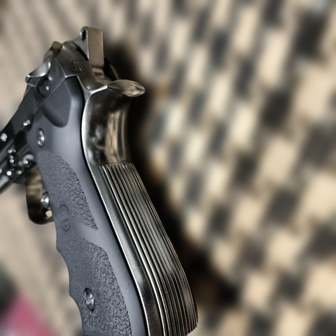 1 東京マルイ製　M92F　クロームステンレスモデル　状態良好品