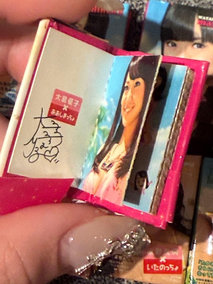 AKB48サイン入りミニ写真集10冊セット/板野友美/前田敦子/高橋みなみ