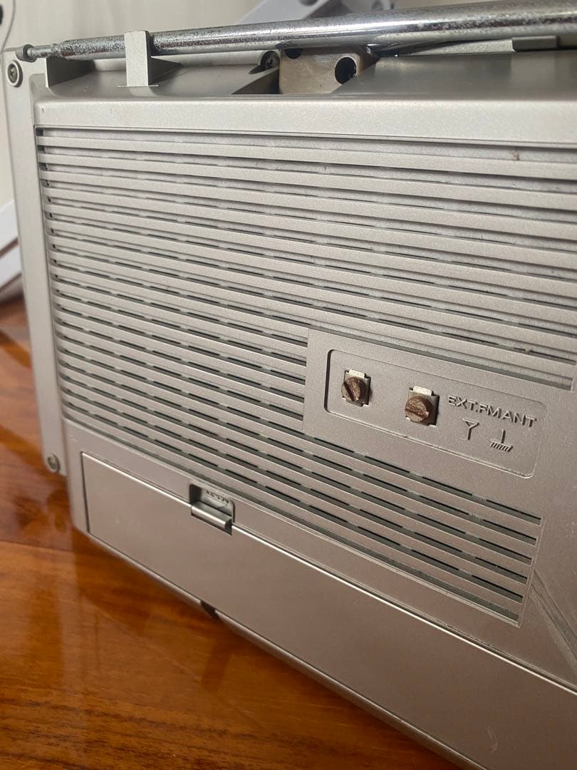 昭和物、希少品JR-9116 ラジカセ