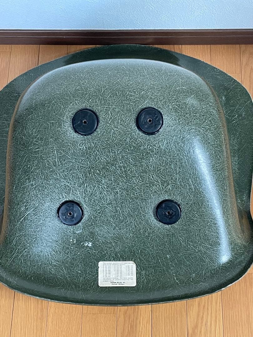 Eames arm shell chair イームズ　アームシェルチェア