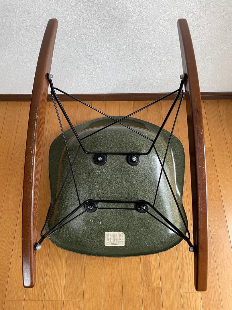Eames arm shell chair イームズ　アームシェルチェア