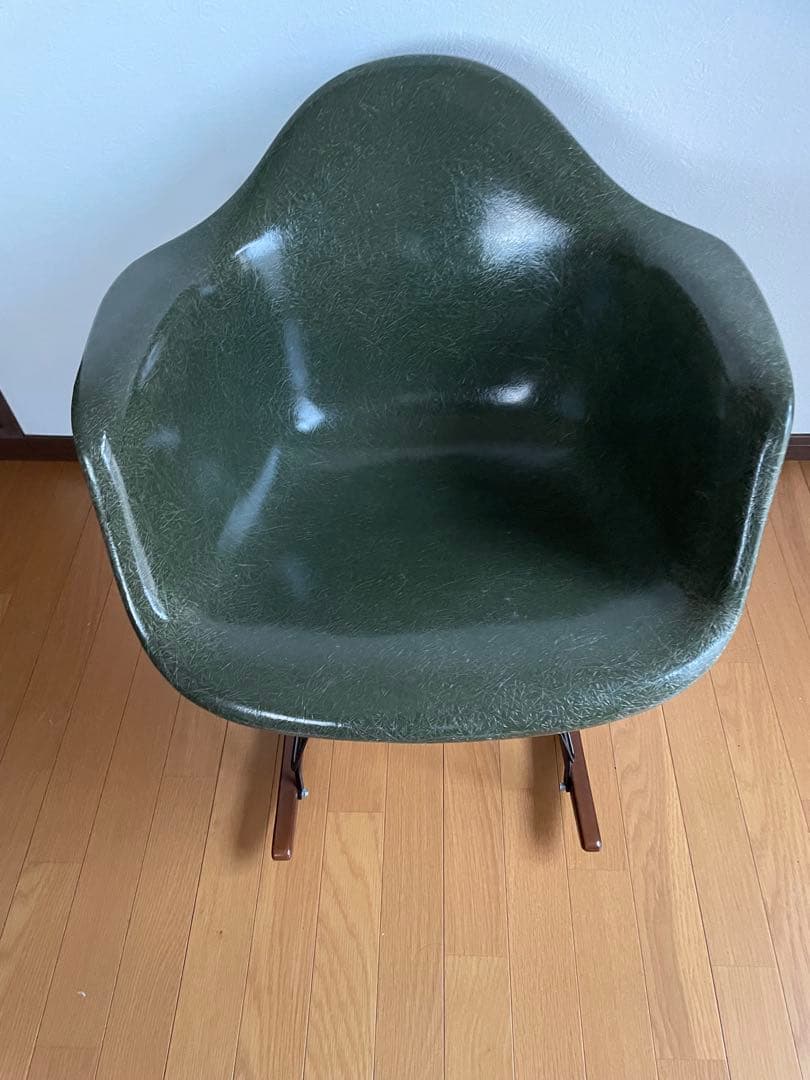 Eames arm shell chair イームズ　アームシェルチェア
