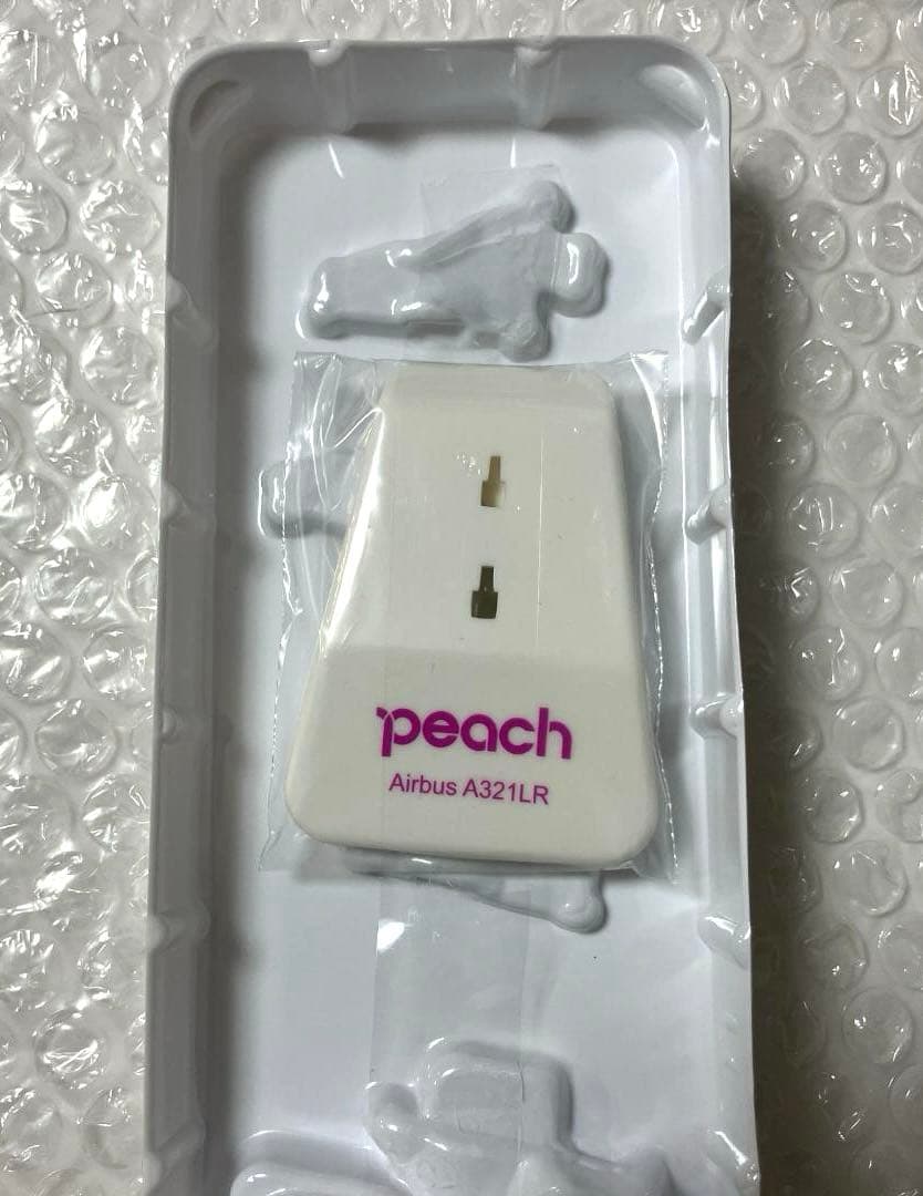 【新品】ピーチ エアバス A321LR モデルプレーン 1/200【匿名】