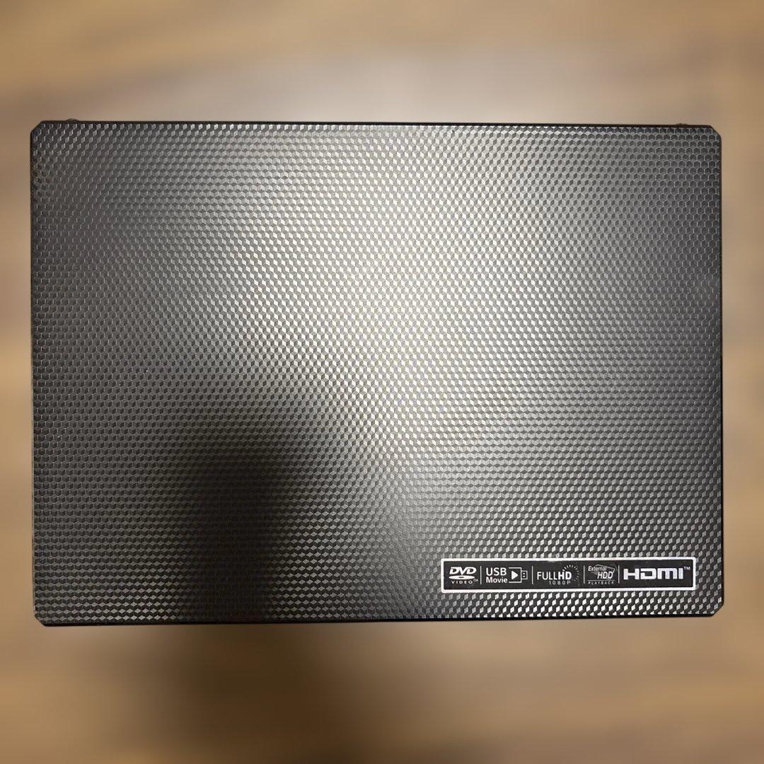 場所を選ばないコンパクトなブルーレイ™DVDプレーヤー