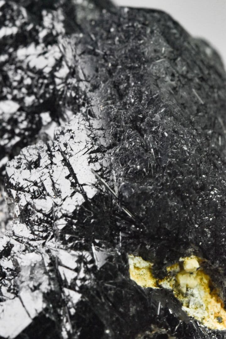 ザギ・マウンテン産 リーベカイトインクォーツ 青ザギ 02