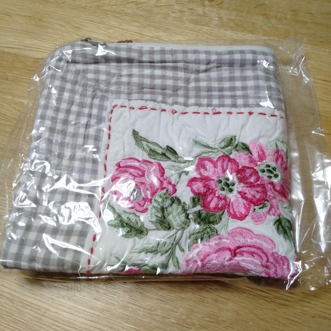 グリーンゲート　green gate ピンク花刺繍 クッションカバー2枚セット