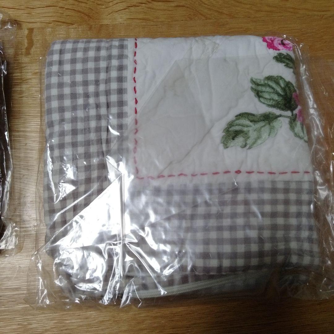 グリーンゲート　green gate ピンク花刺繍 クッションカバー2枚セット