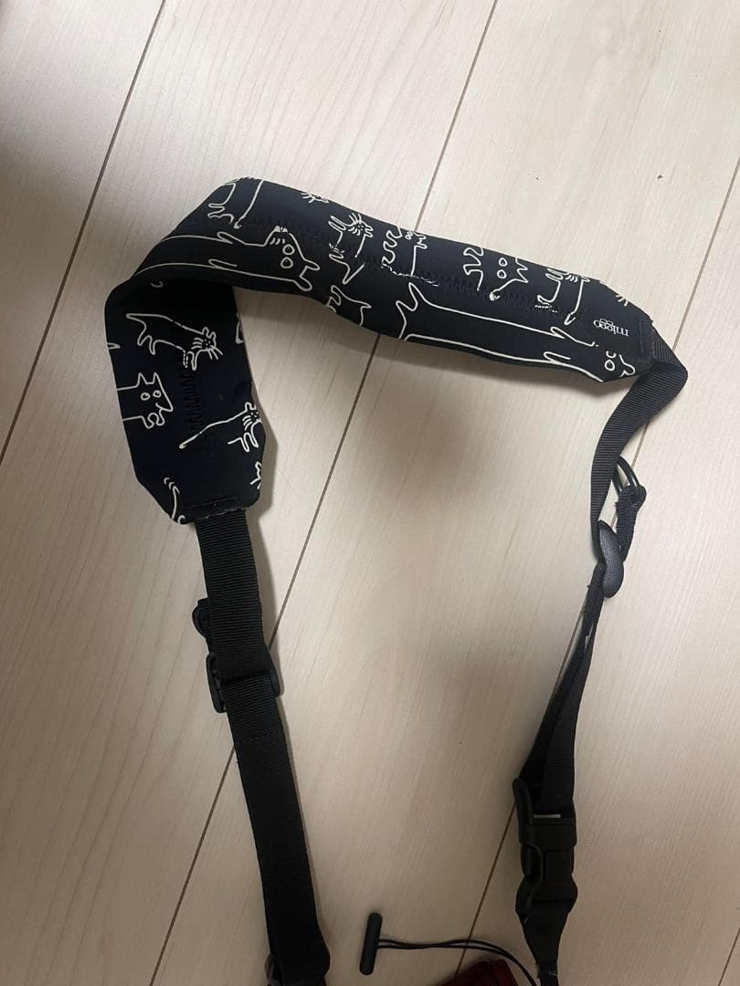 【美品】デジタル一眼レフカメラ D5500 ダブルズームキット［レッド］