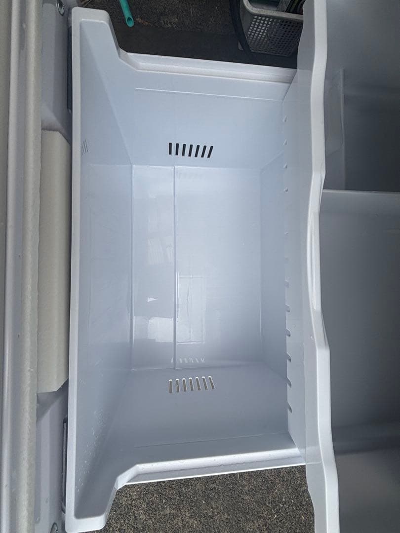 日立ノンフロン冷凍冷蔵庫　R-V38SVL　2023年製