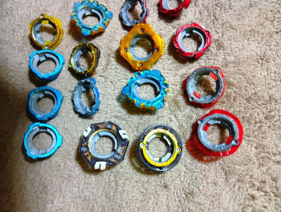 ベイブレードバースト　パーツ