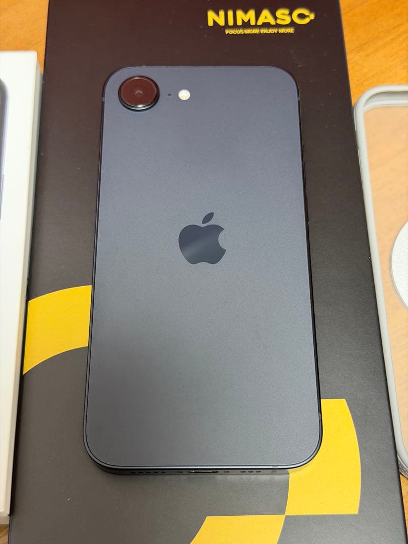 【極美品】iPhone16e 128GB SIMフリー バッテリー100%
