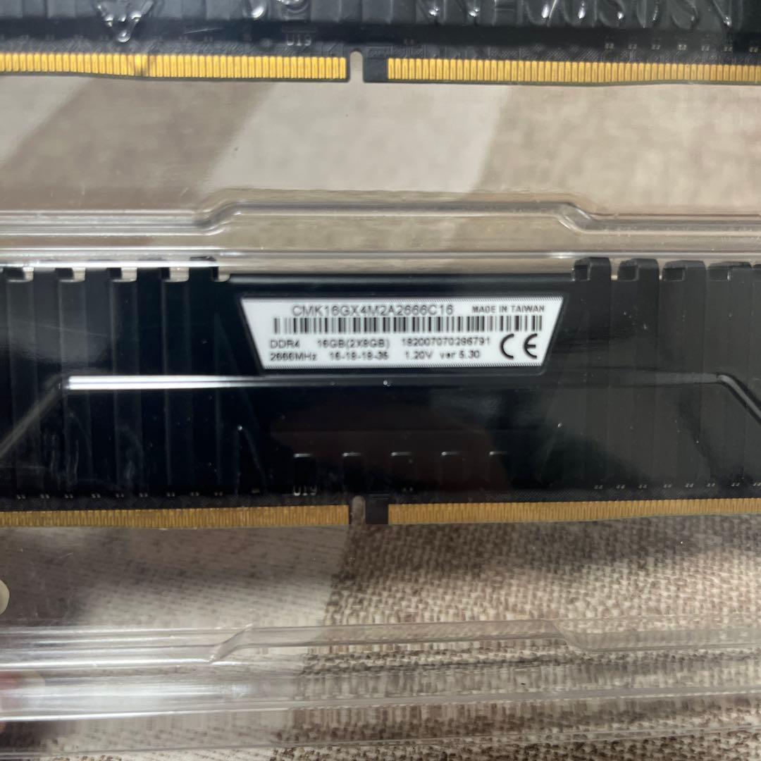 メモリー Vengeance LPX 16GB DDR4 2666MHz