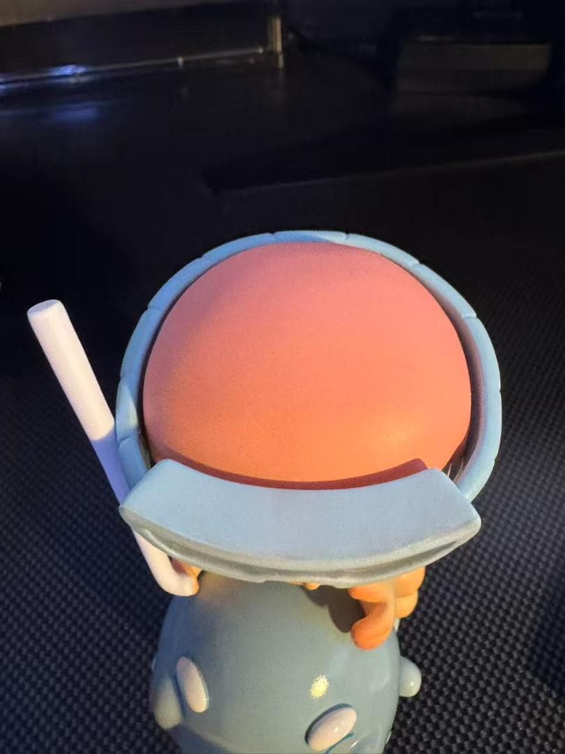 【完売品】POPMART　KUBO　フィギュア　クジラ　ピンク