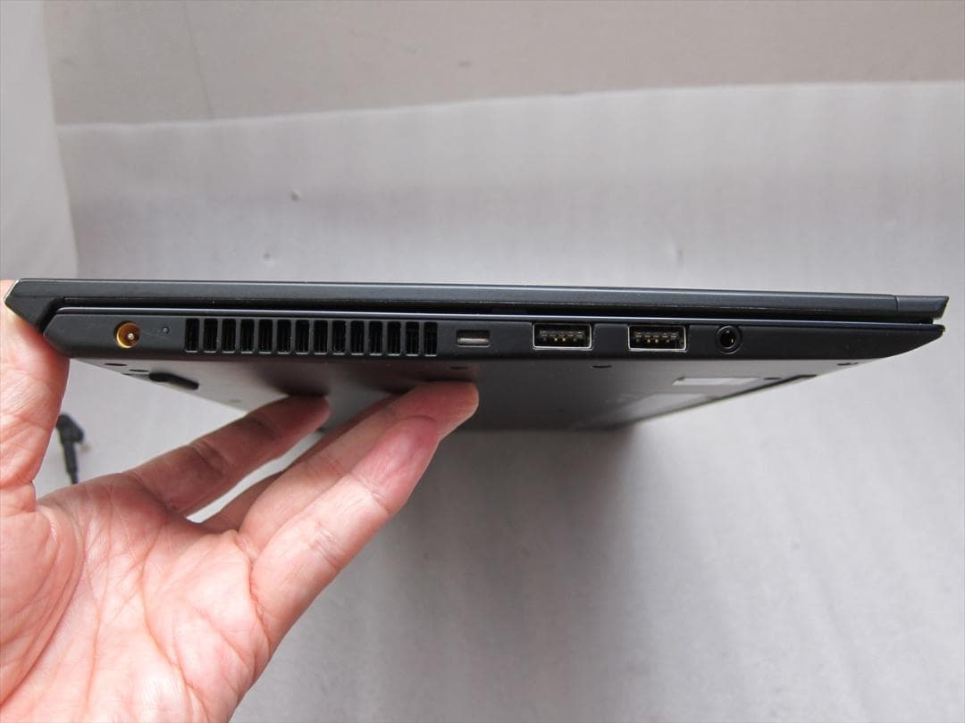 バイオCore i5-1035G1/8G/SSD256G/13.3型フルHD液晶