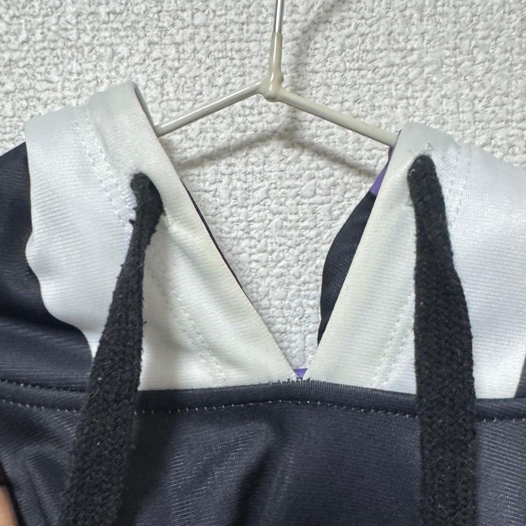 黒野京 パーカー