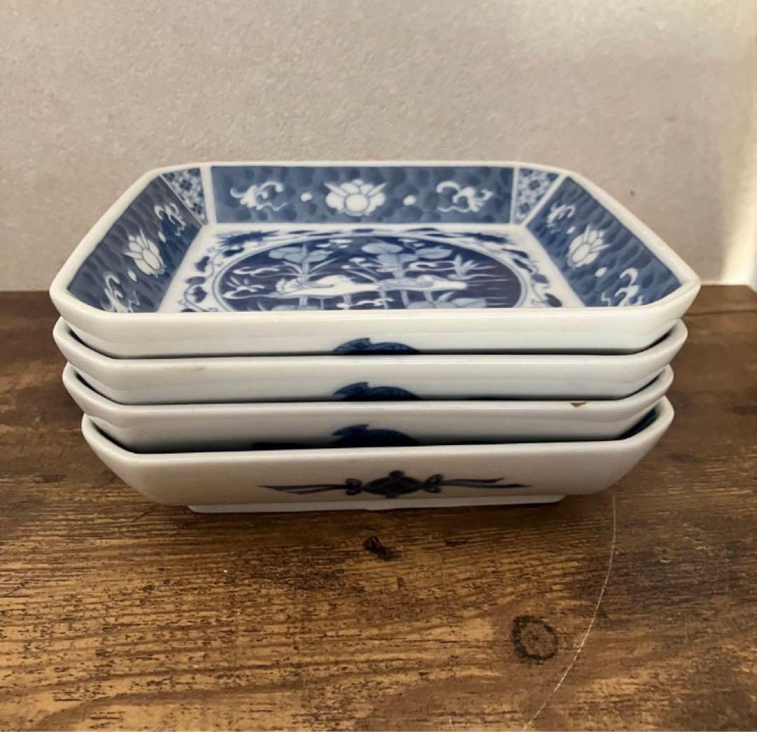 深川製磁　有田焼　縁起物柄　おしどり　打ち出の小槌柄　染付 角皿 小皿 4枚