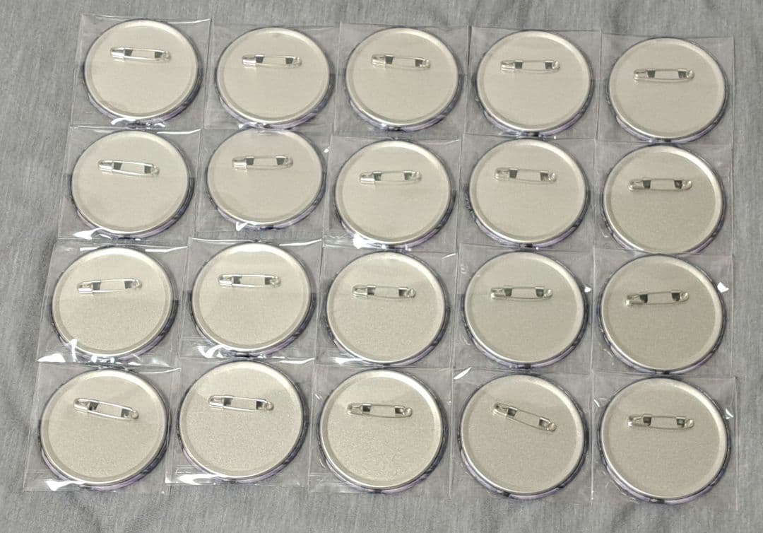 プロセカ グリッター缶バッジ 42B ニーゴ 朝比奈まふゆ 私は雨