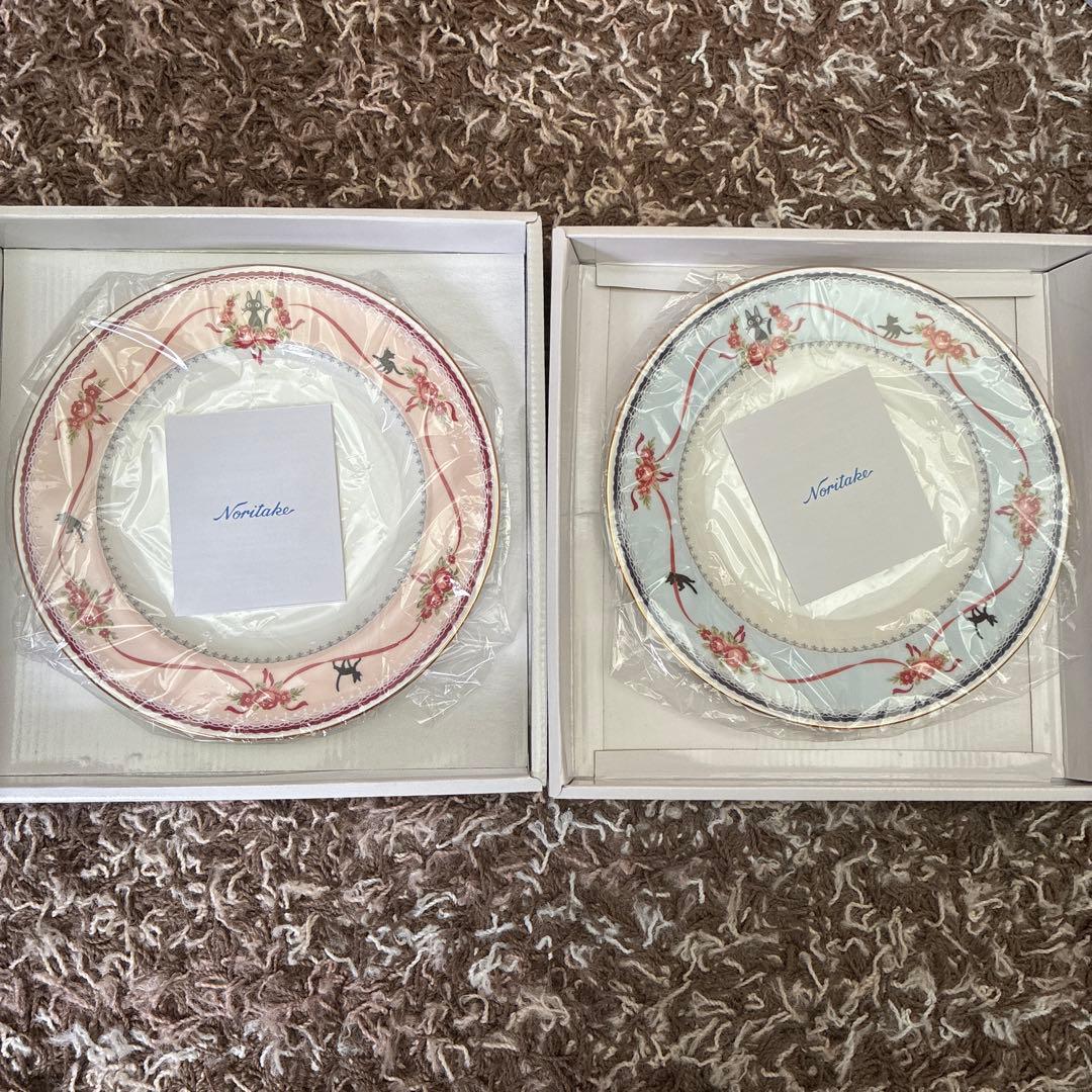 ノリタケ　魔女の宅急便 プレート 2枚セット 未使用 ジジ 花柄