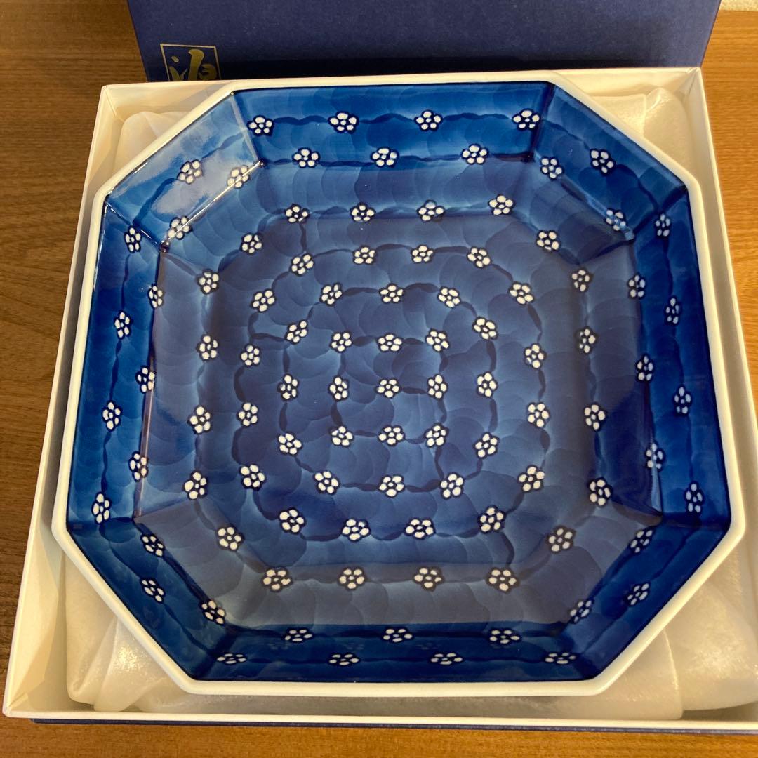 源右衛門窯　染付梅地紋　方皿　栞　箱