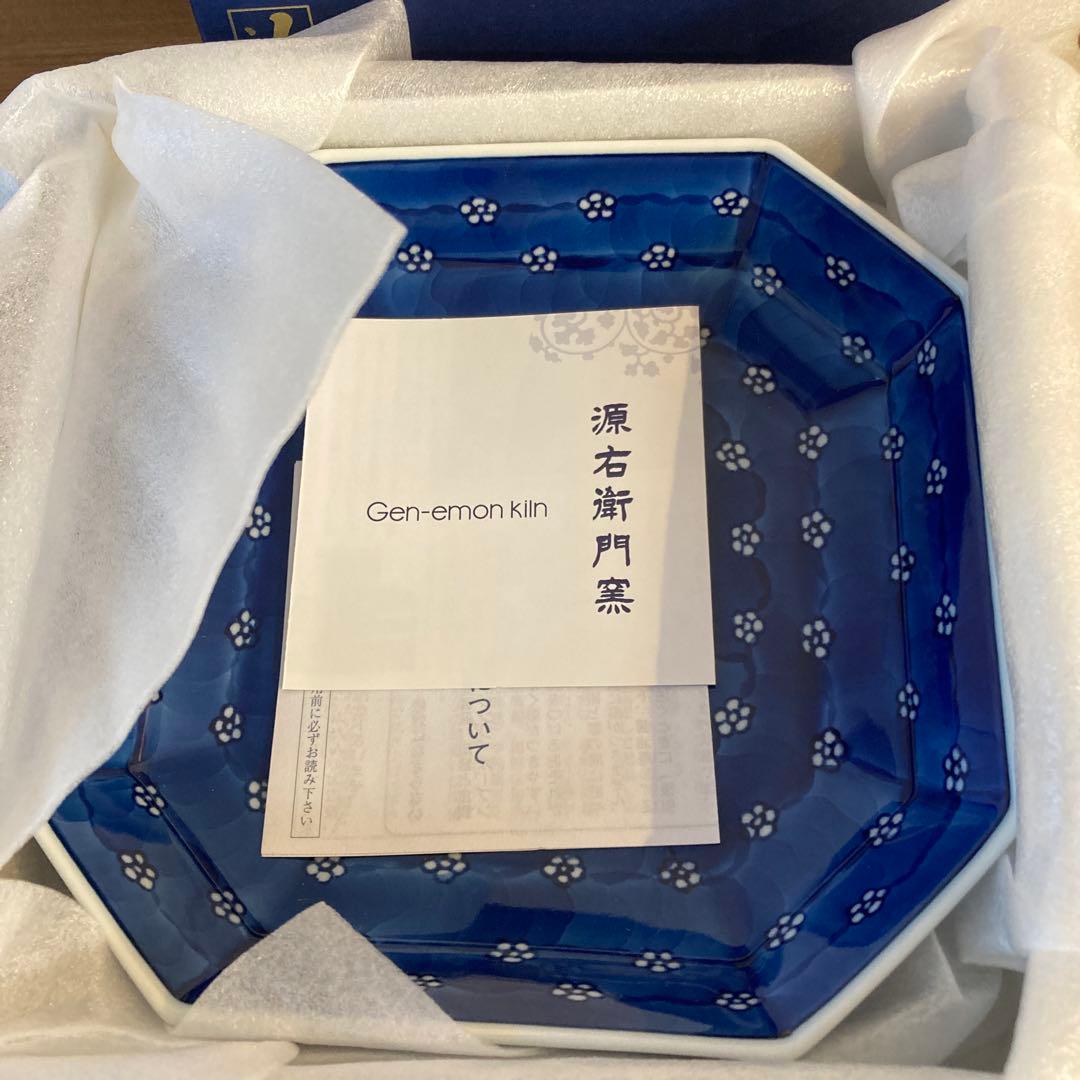 源右衛門窯　染付梅地紋　方皿　栞　箱