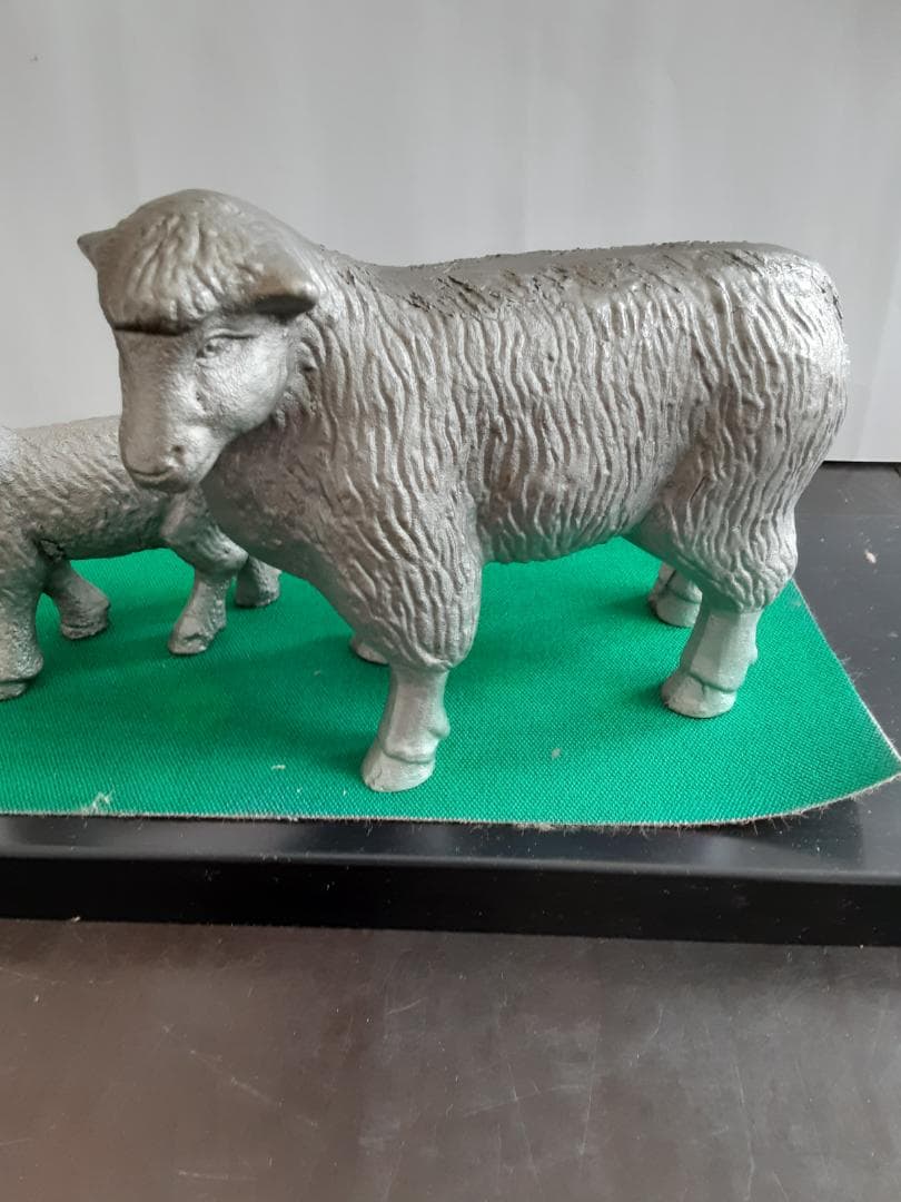 干支の置物　ひつじ