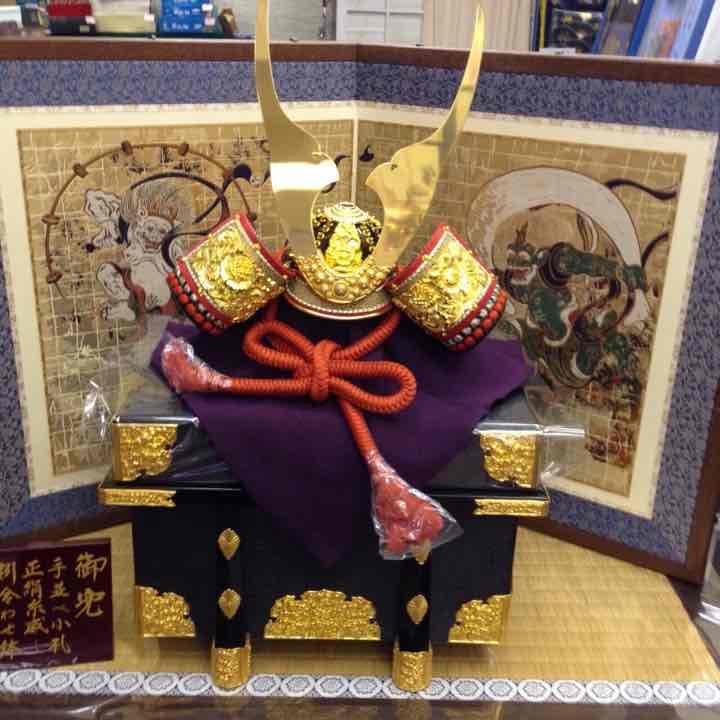 新品26万を20万兜飾り