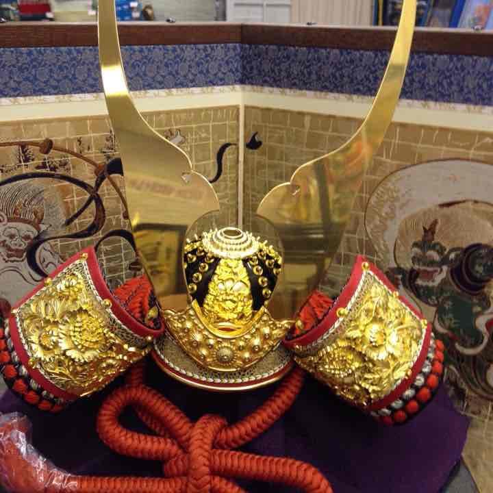 新品26万を20万兜飾り