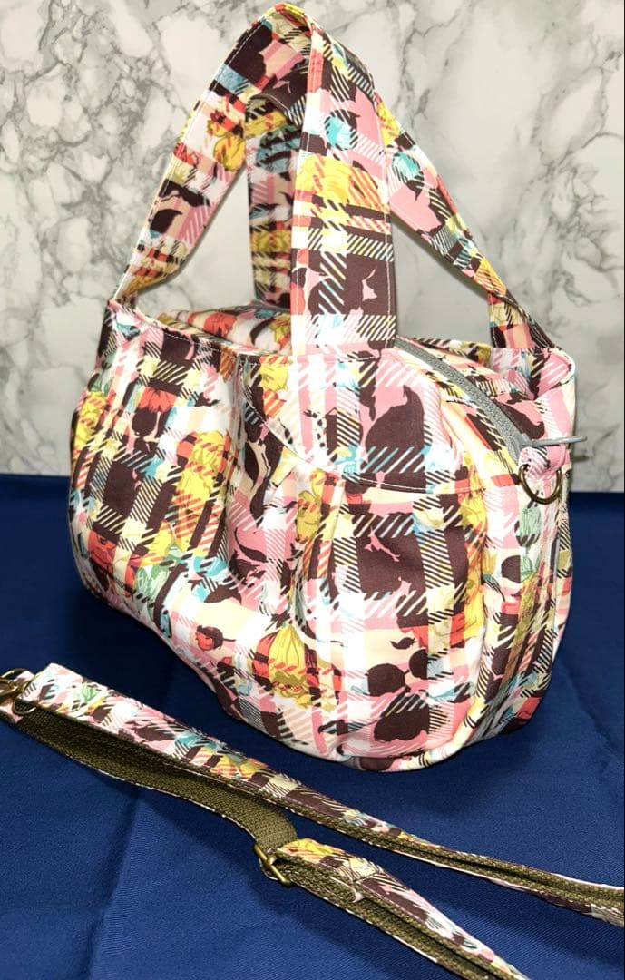 ぽんこ様·͜·ᰔᩚリバティプリント♡カーライン•*¨*•3roomコロンコロンbag