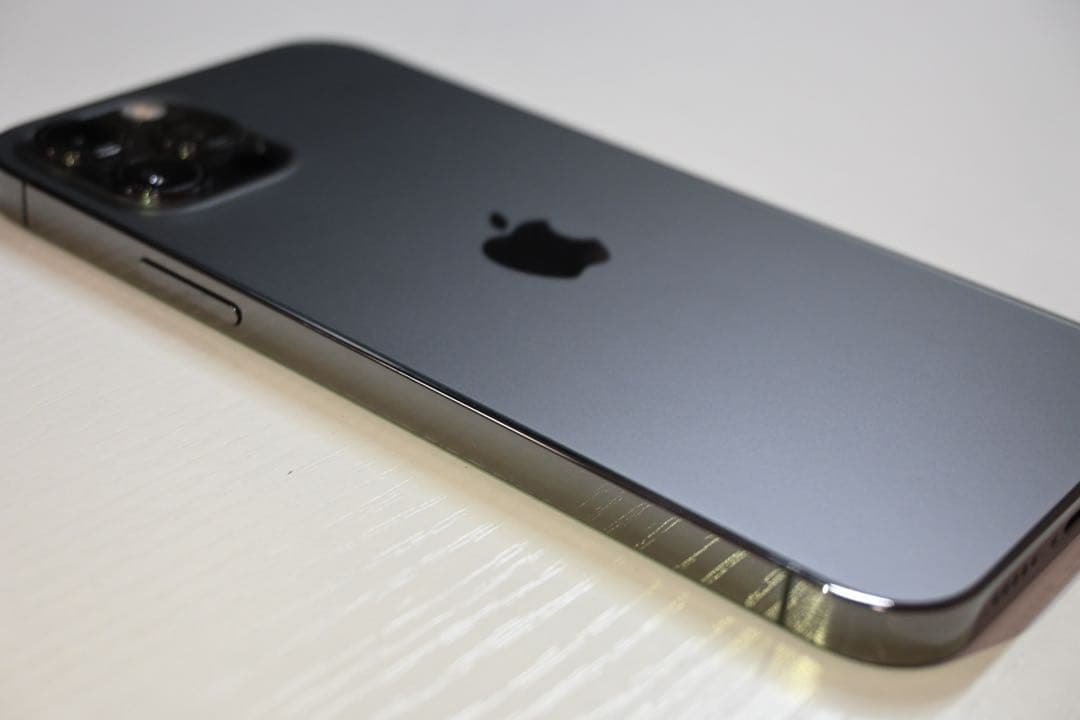 Apple iPhone 12 Pro 512GB グラファイト 本体