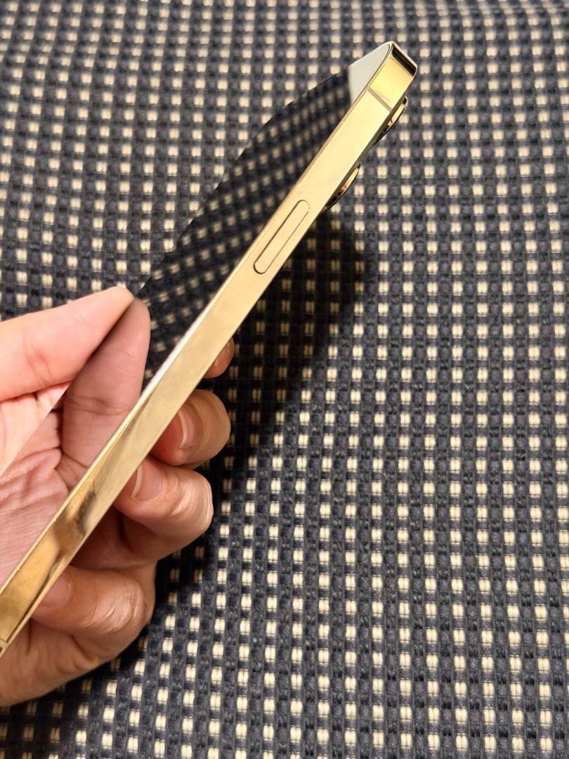 Apple iPhone 13 Pro Max ゴールド + AirPods