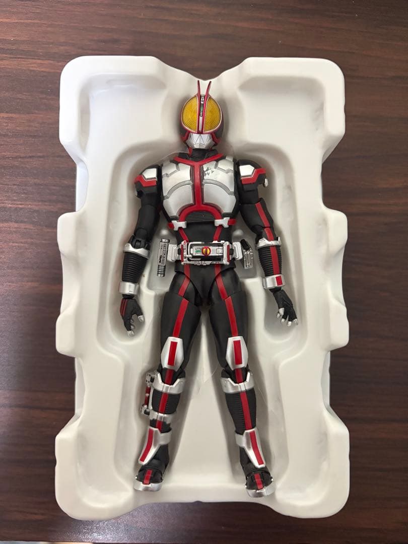 真骨彫　仮面ライダーファイズ