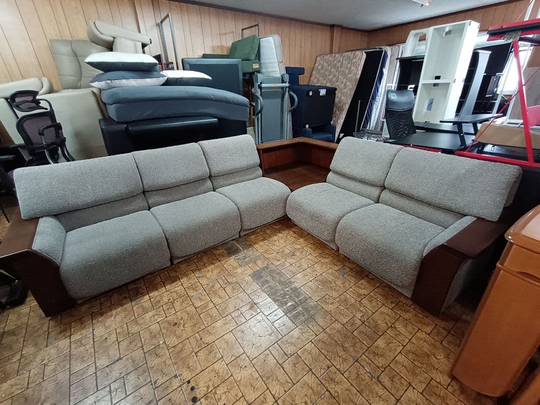 『♪滋賀県リサイクルショップ♪』 【 KARIMOKU ソファ】