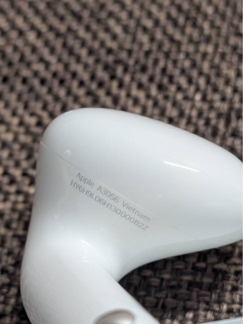 Apple AirPods 4世代 片耳 L 片方 左耳 959