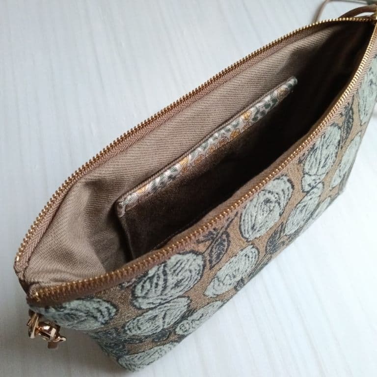 ミナペルホネン　スマホゆったりポシェット　rosy　カーキ×ミント