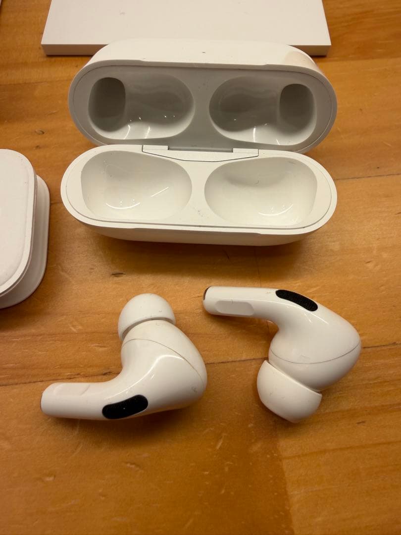 イヤホン Air Pods Pro ModelA2083/2084/2190