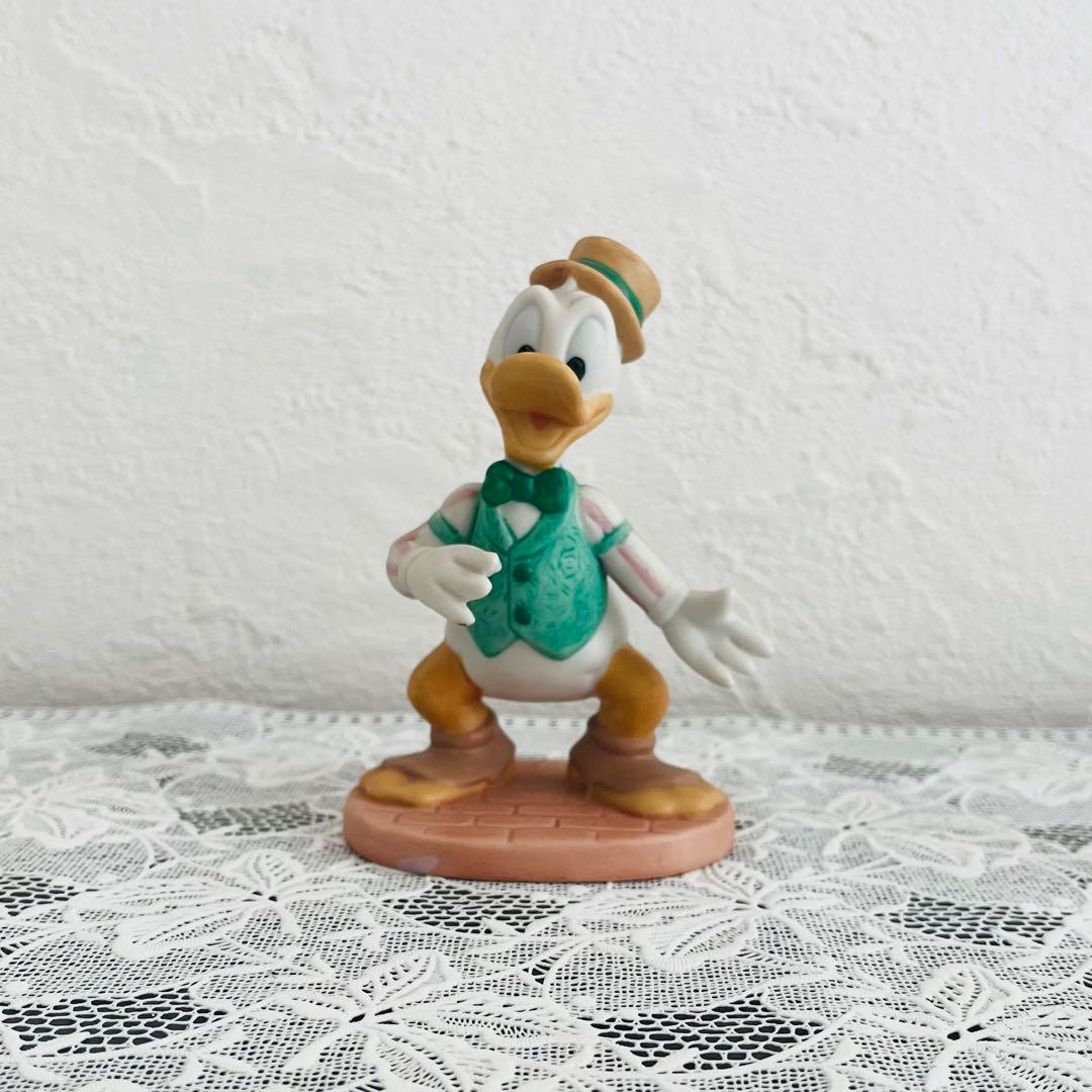 ミッキー・ドナルド・デイジー フィギュアセット ミニーおまけ
