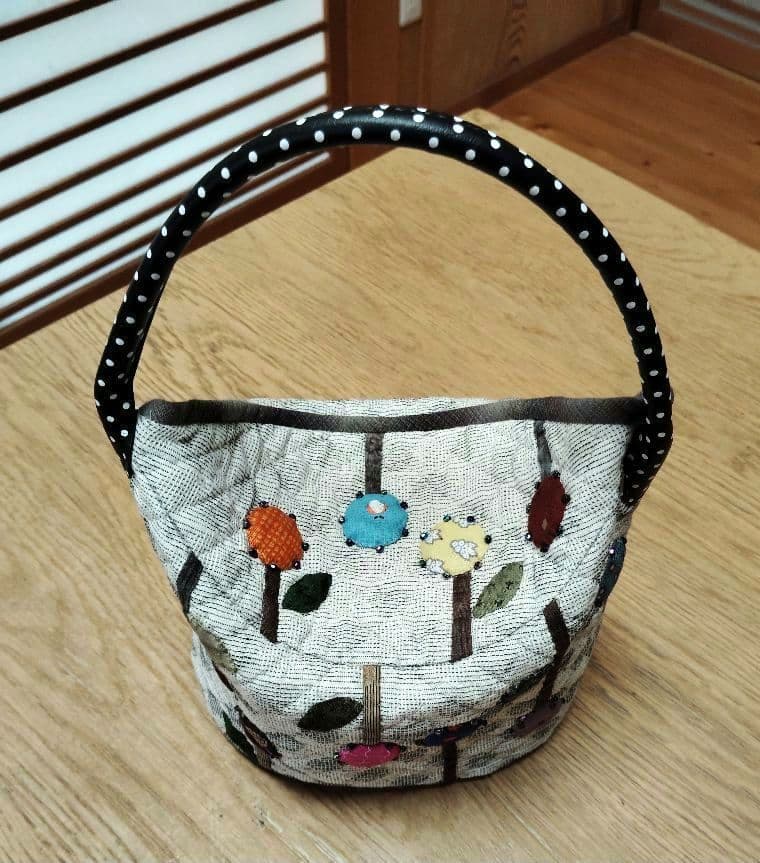 プラバン入り手提げバッグ パッチワーク ハンドメイド ワンハンドル お散歩