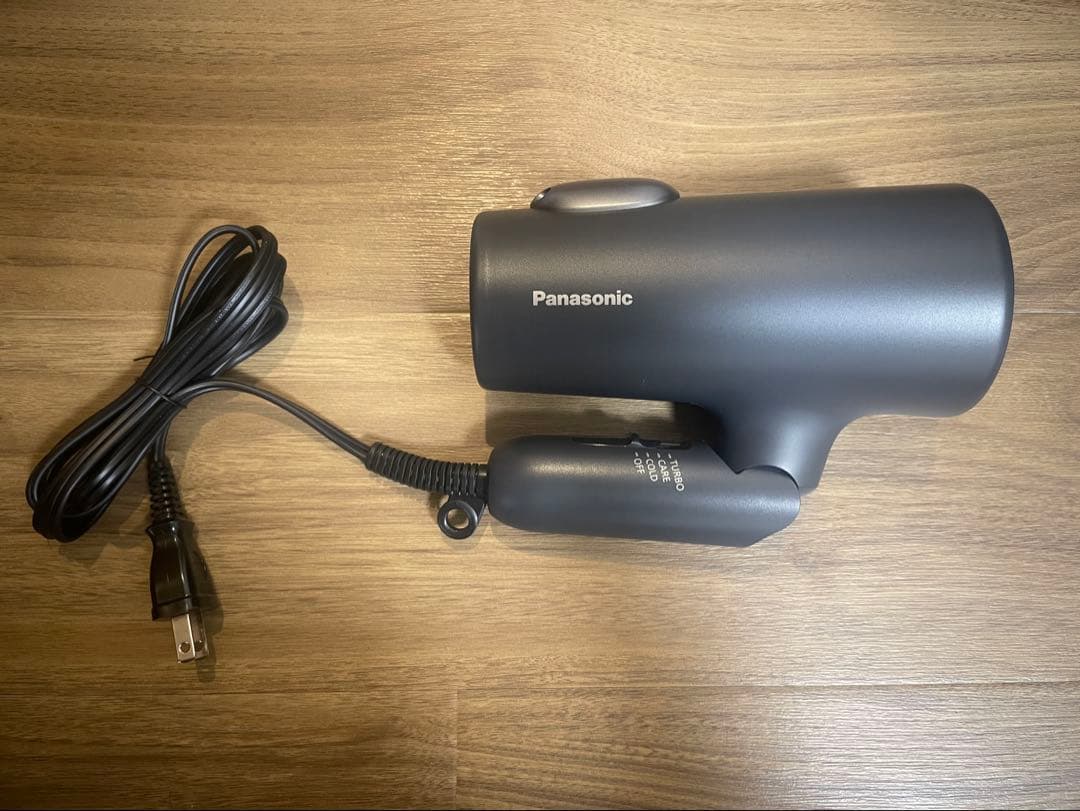 ほぼ未使用　Panasonicドライヤー　イオニティ　EH-NE7L-H