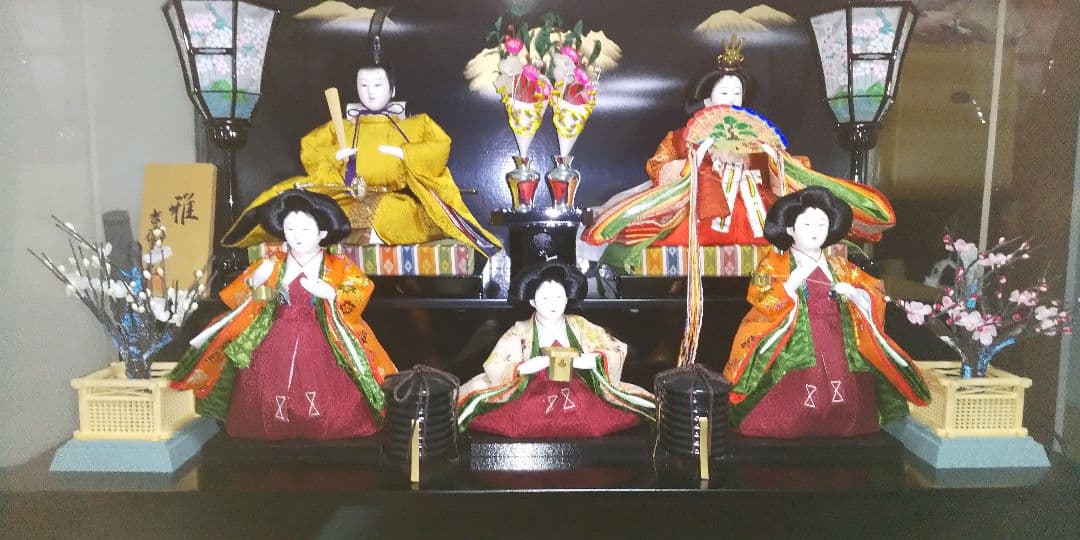 2/20まで　お雛様　ケース入り２段飾り