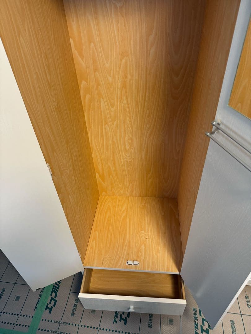 モモナチュラル　キャビネット