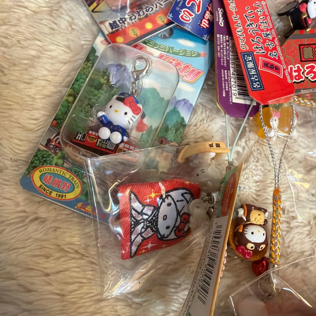 ご当地キティ　 ハローキティ 20個セット　ストラップ