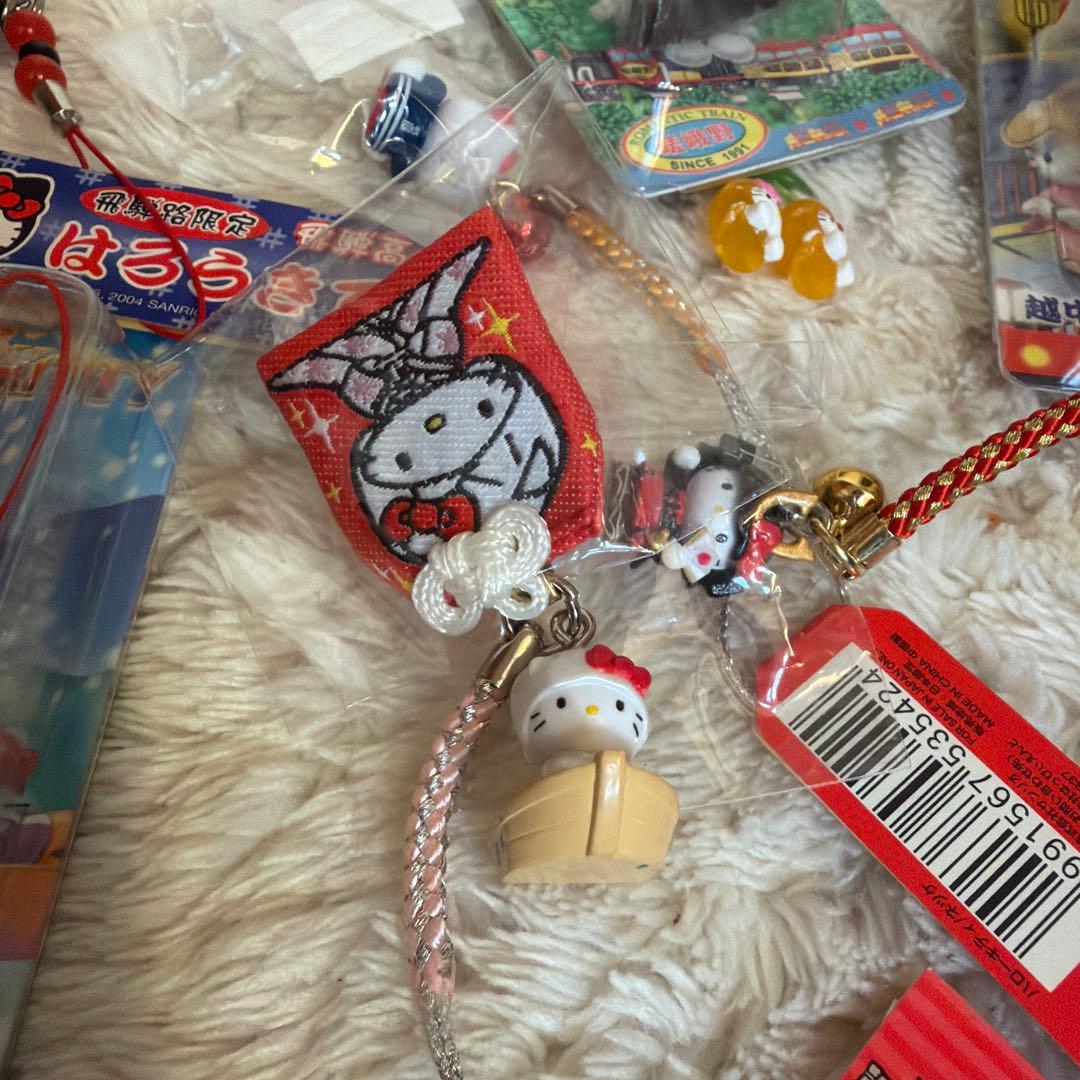 ご当地キティ　 ハローキティ 20個セット　ストラップ